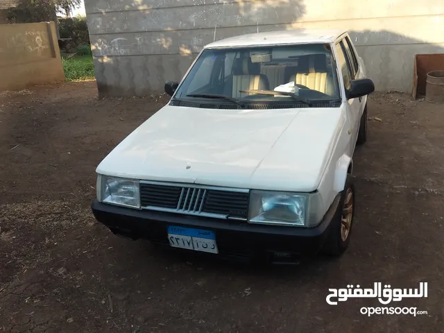 سيارة فيات ريجاتا 1985