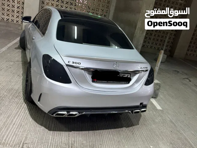 2017 مرسيدس بنز الفئة-C C 300