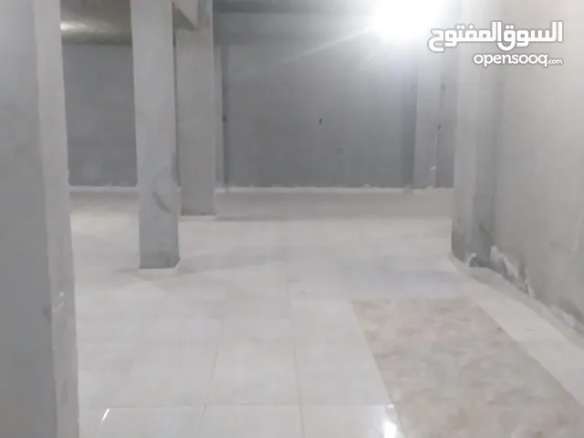 مخزن بالمقطم للايجار