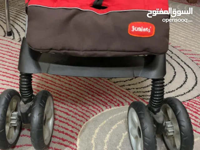 عربية اطفال من سنتر بوينت ماركة جونيور شبه جديدة للبيع