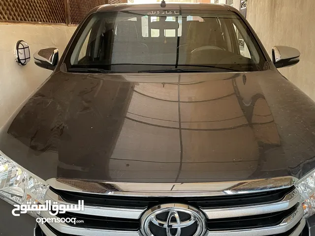 Used Toyota Hilux in Aqaba