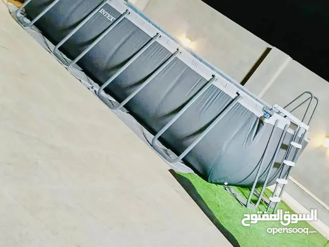 حوض سباحة للبيع