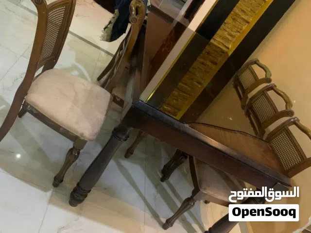 طاولة سفرة 6 مقاعد مرتبة للبيع