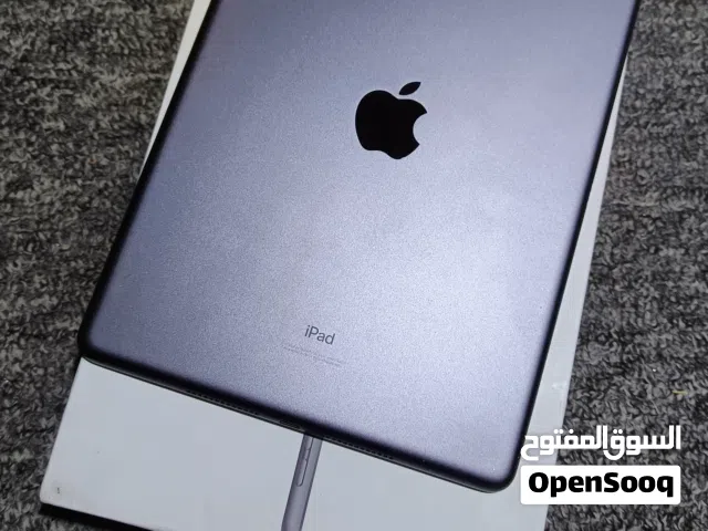 ايباد 9 جديد ومكفول من عطل ومامفتوح