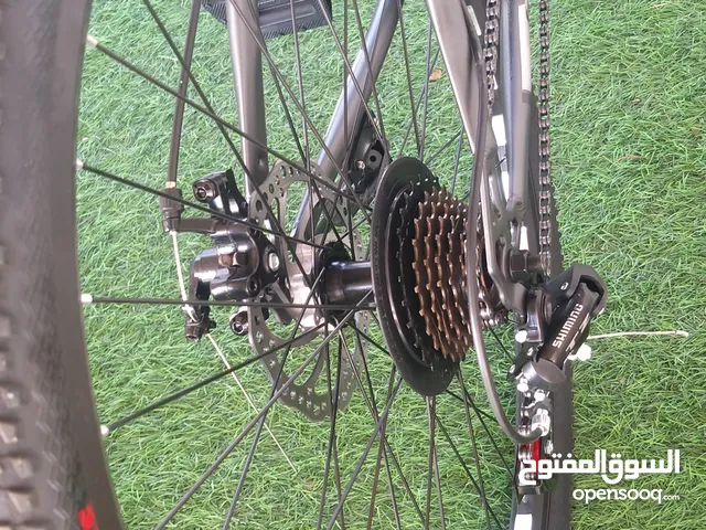 للبيع دراجه هواءيه جديده مامستعمل شكل رياضي تحفه ولون مميز. وشكل جميل وقيمه رخيص فقط 37 ريال.