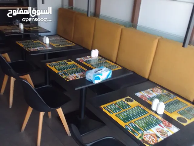 مطعم للبيع