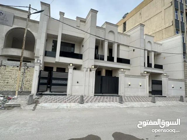 دارللبيع  حديث زيرو مساحة 169م موقع الكرادة