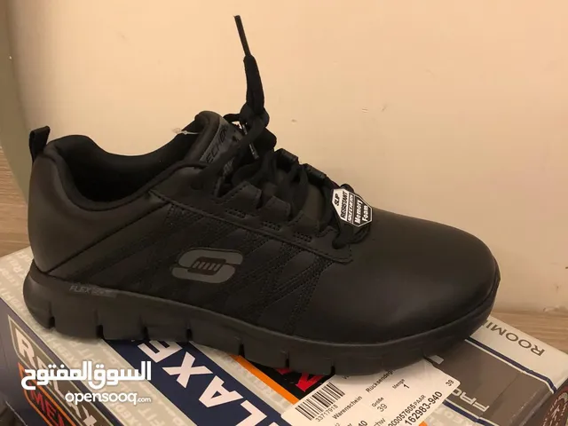 New skechers shoes - حذاء سكتشرز جديد