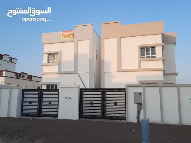 270 m2 4 Bedrooms Townhouse for Sale in Muscat Quriyat