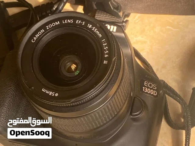كاميرا كانون Canon EOS 1300D  للبيع بحالة ممتازة مع العدسة