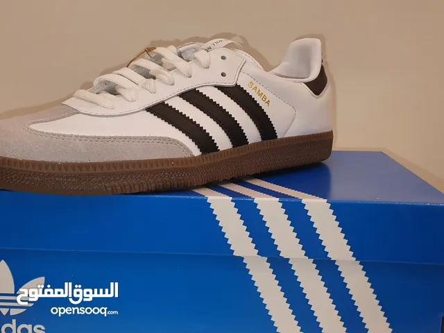 Adidas Samba OG size 42..  FOR SALE Original  ‎أصلي  ‎حذاء اديداس سامبا مقاس 42
