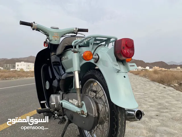 للبيع دراجه نظيفة هوندا 50cc الي يحب تحفة فنية