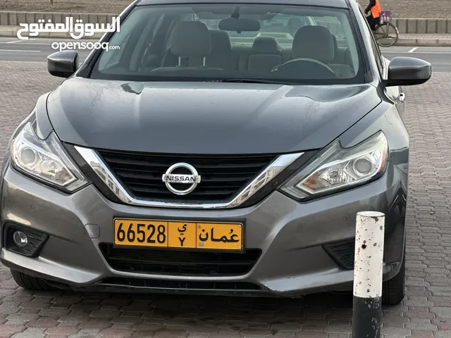 Urgent sale Nissan Altima 2018 (Oman car) 92k kms only. for sale.