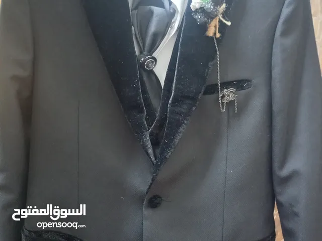 بدلة توكسيدو وكالة