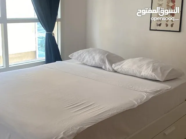 غرفه وصاله للايجار السنوي شاملة الفرش والأجهزة الكهربائية قرب نستو هايبر ماركت الجرف عجمان