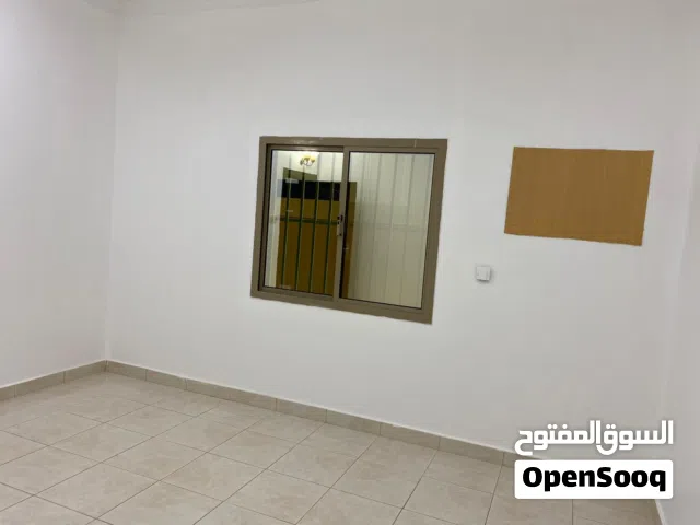 100 m2 3 Bedrooms Apartments for Rent in Northern Governorate Sadad