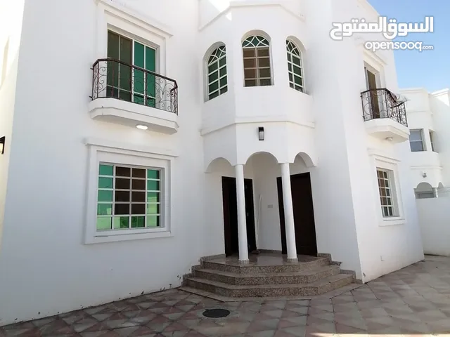 251 m2 5 Bedrooms Villa for Sale in Muscat Al Maabilah