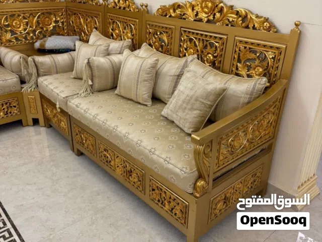 طقم كنبات مجلس مغربي بحالة ممتازة