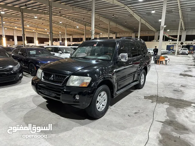 Used Mitsubishi Pajero in Um Al Quwain