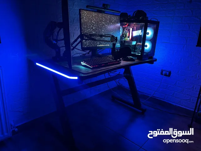 Black Gaming Desk with RGB - طاولة جيمنج مع اضائة