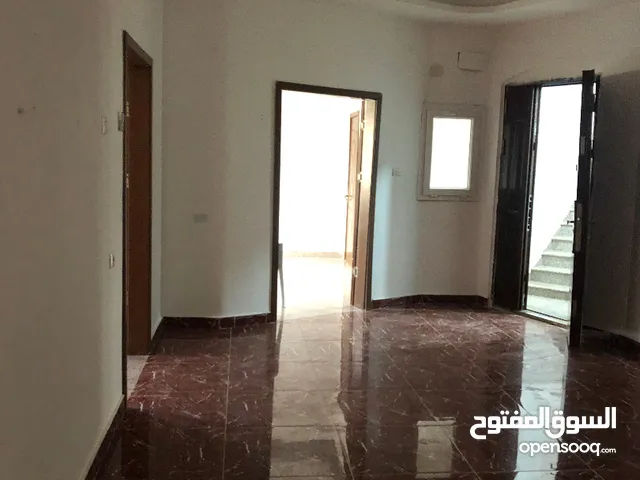 180m2 3 Bedrooms Apartments for Rent in Tripoli Edraibi