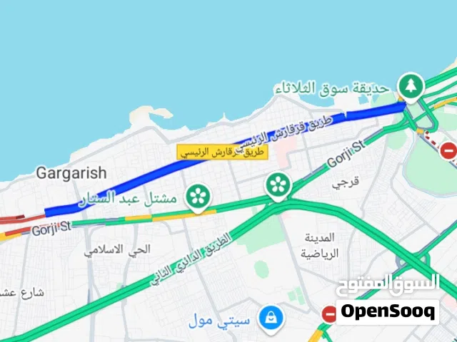 محل 100م للإيجار حي الأندلس على فرعي يؤدي إلى طريق الكورنيش قريب جدا لرئيسي قرقارش