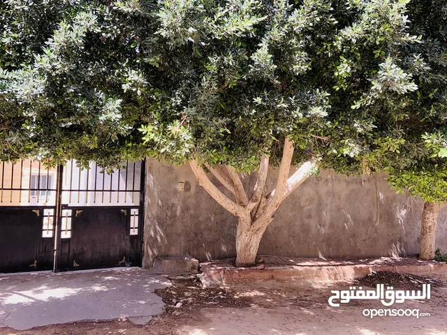 160 m2 2 Bedrooms Townhouse for Sale in Tripoli Al-Shok Rd