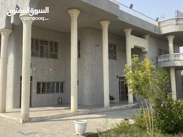 1000 m2 More than 6 bedrooms Villa for Sale in Basra Baradi'yah