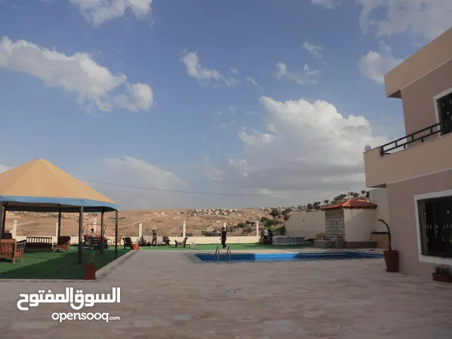 4 Bedrooms Chalet for Rent in Zarqa Birayn