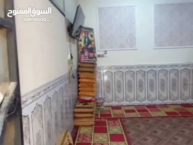 بيت مع الأثاث للبيع في القبلة حي الحكيم