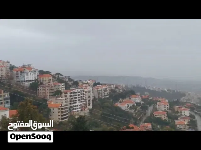 200 m2 3 Bedrooms Apartments for Sale in Matn Beit Meri