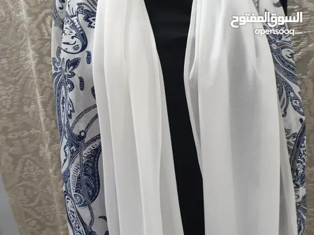 Scarves Scarves and Veils in Salt