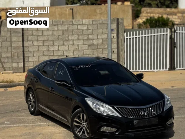 ازيرا أباتشي 2011