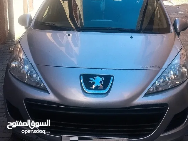 Peugeot 207 essence