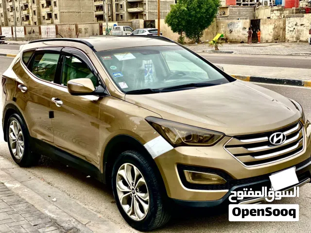 Used Hyundai Santa Fe in Basra