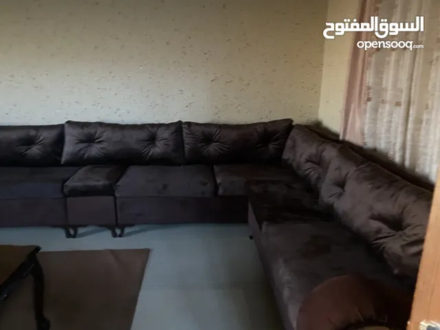 طقم كورنر كاامل نضيف ولا خدشه والخشب زان نضيف