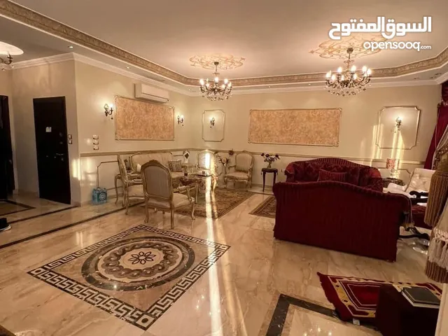 250 m2 3 Bedrooms Apartments for Sale in Cairo Fifth Settlement