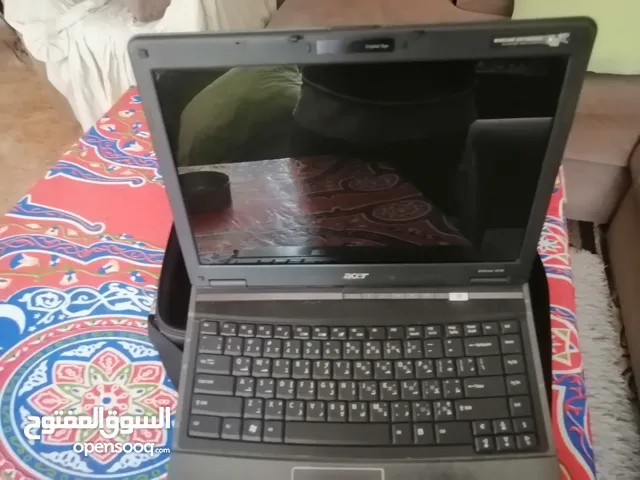 لابتوب وكمبيوتر