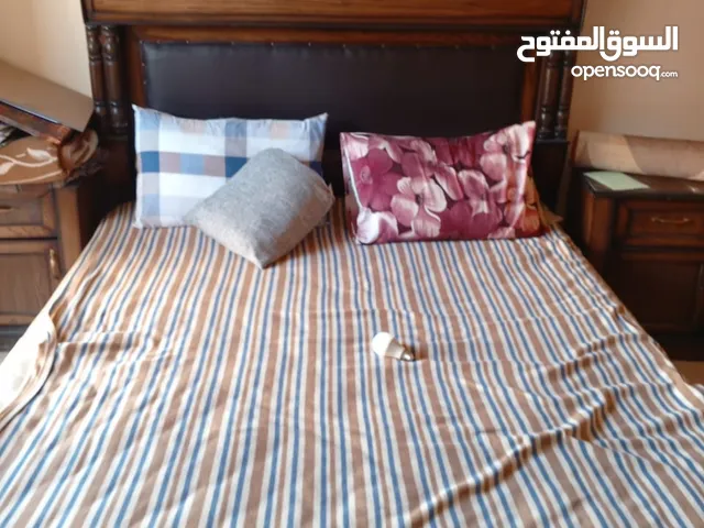 غرفة نوم مستعمله بحالة الجديد