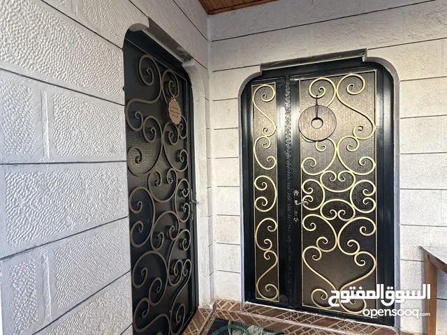 360 m2 More than 6 bedrooms Townhouse for Sale in Amman Abu Nsair