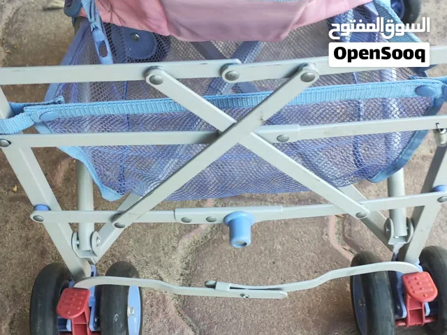 مشايات أطفال مستعملة بحالة ممتازة