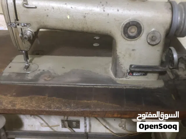مكينة خياطة مستعملة للبيع