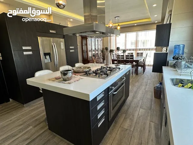 310m2 3 Bedrooms Apartments for Sale in Amman Deir Ghbar