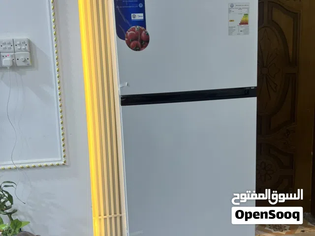ثلاجه midea جديده ما مستعلمه ولا تشغيله هيه والكارتون