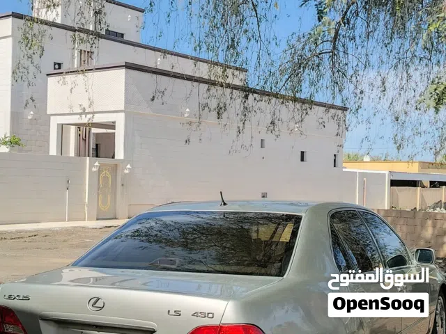 للبيع قطع غيار لكزس 430 LS موديل 2003