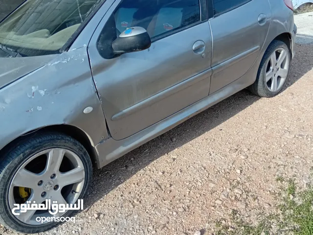 ,بيجو 206 موديل 2006