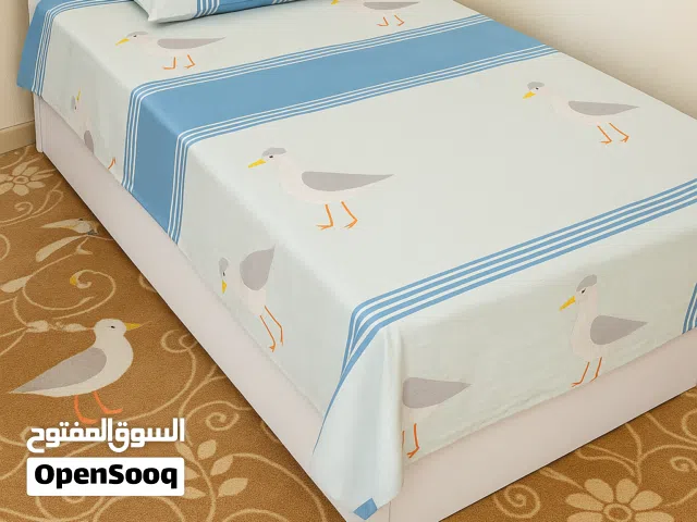 Modern Single Bed    سرير مفرد بحالة ممتازة