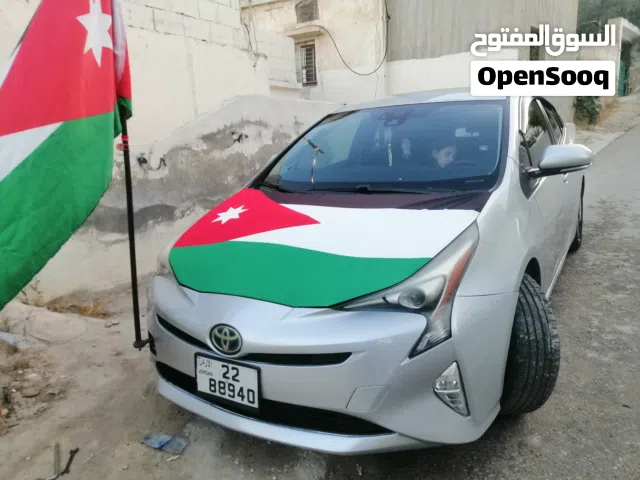 2016 تويوتا بريوس Prius