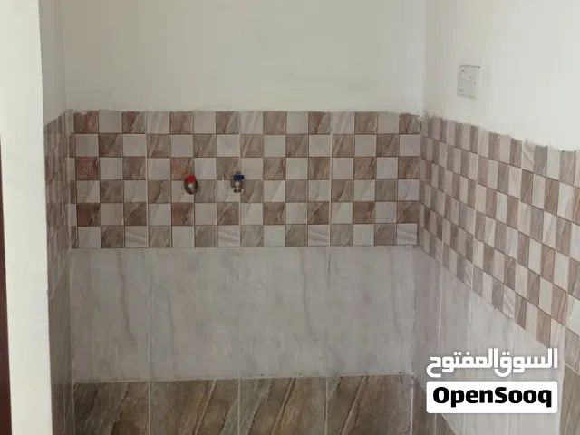 دار 121 م2 للبيع موقع متميز متفرع من ال4 شوارع في اليرموك