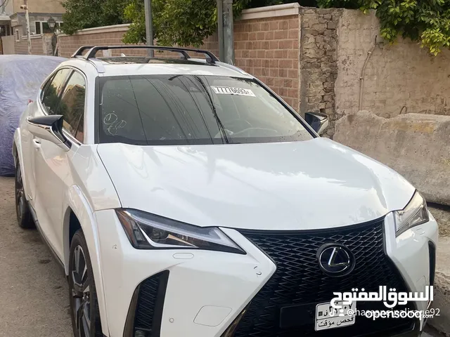 لكزس ux250h هايبرد 2022